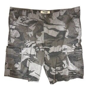 Wrangler Authentics Camo Cargo Shorts Mens 42 Outdoor Cotton Utility Pockets